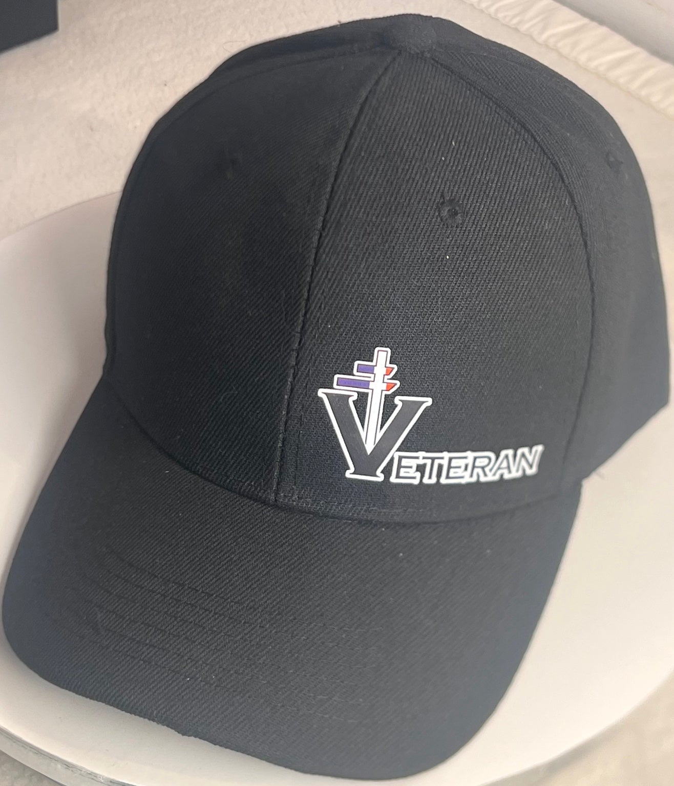 CASQUETTE NOIRE VÉTÉRAN Élégance • Fierté • Respect