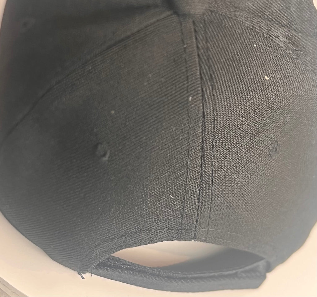 CASQUETTE NOIRE VÉTÉRAN Élégance • Fierté • Respect